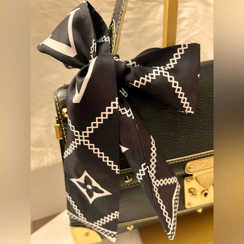 Unbranded elegant iconic